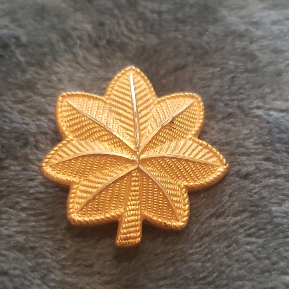 Gold Leaf Brooch